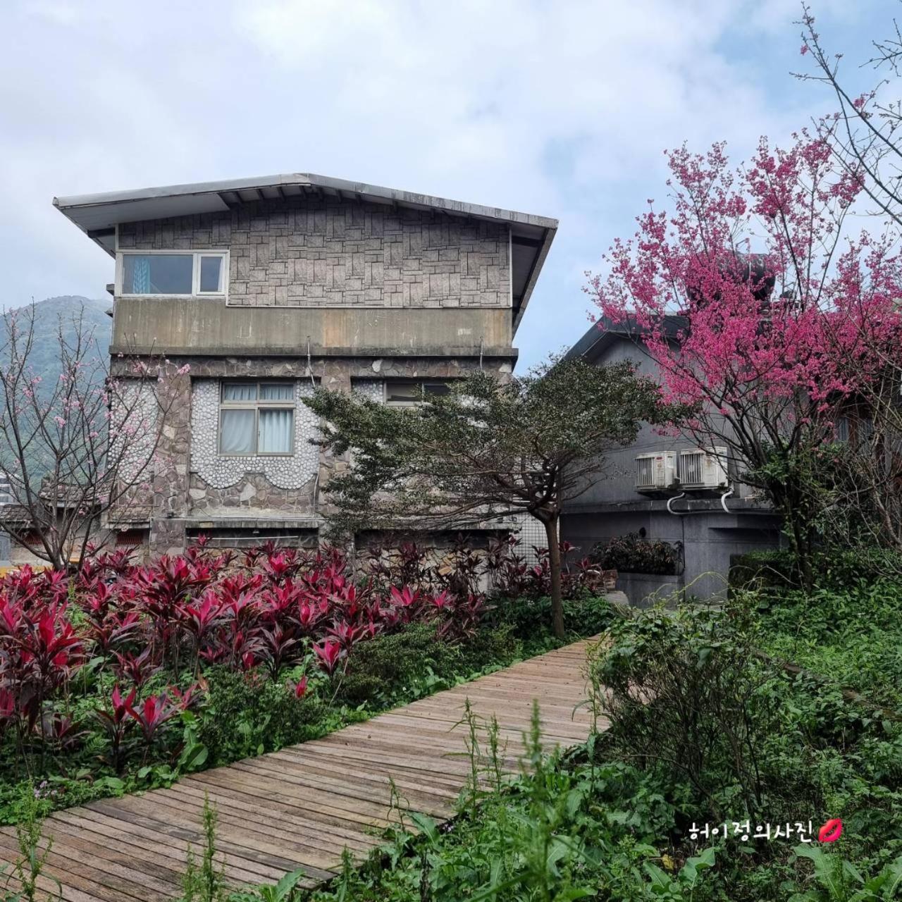 九份市下巷石屋民宿 Esterno foto